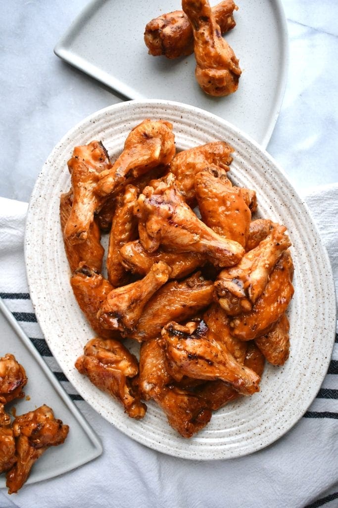 Crispy Chicken Wings in Buffalo Sauce