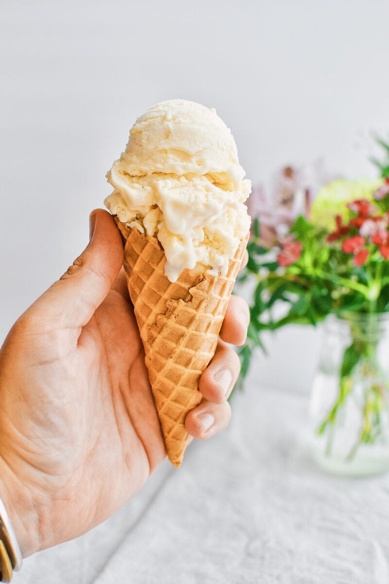 Homemade Peach Ice Cream