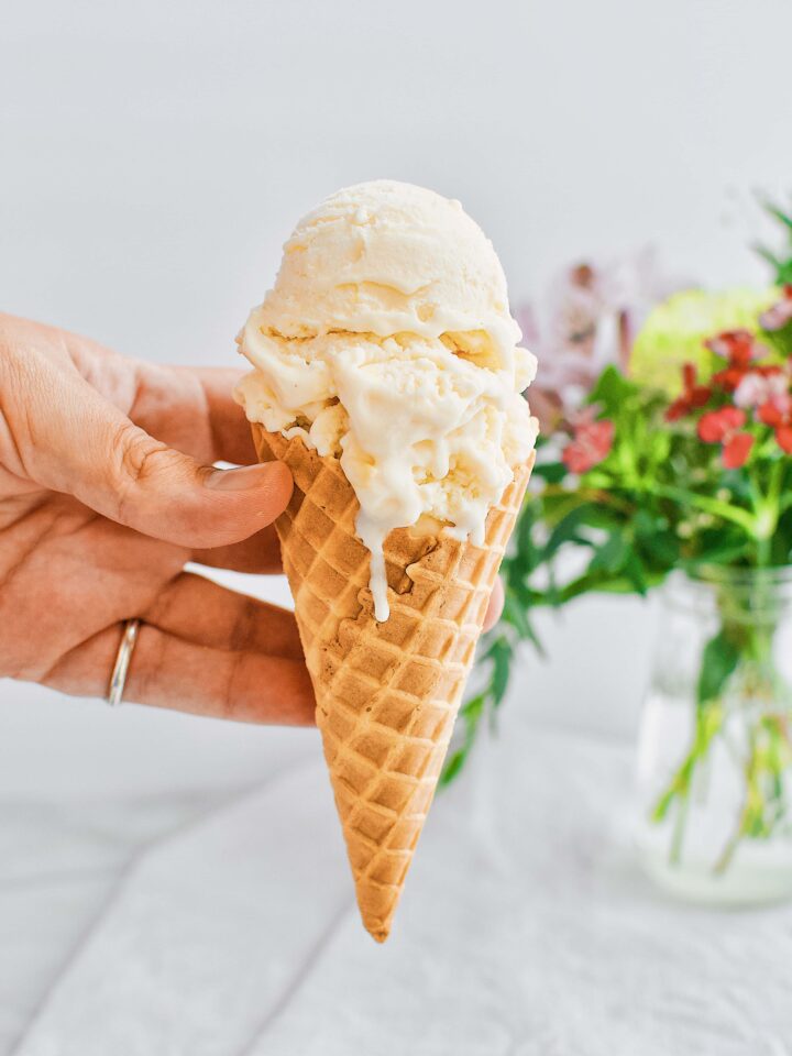 Homemade Peach Ice Cream