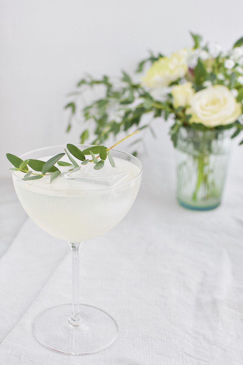 Sparkling Pear and Elderflower Lemonade cocktail recipe