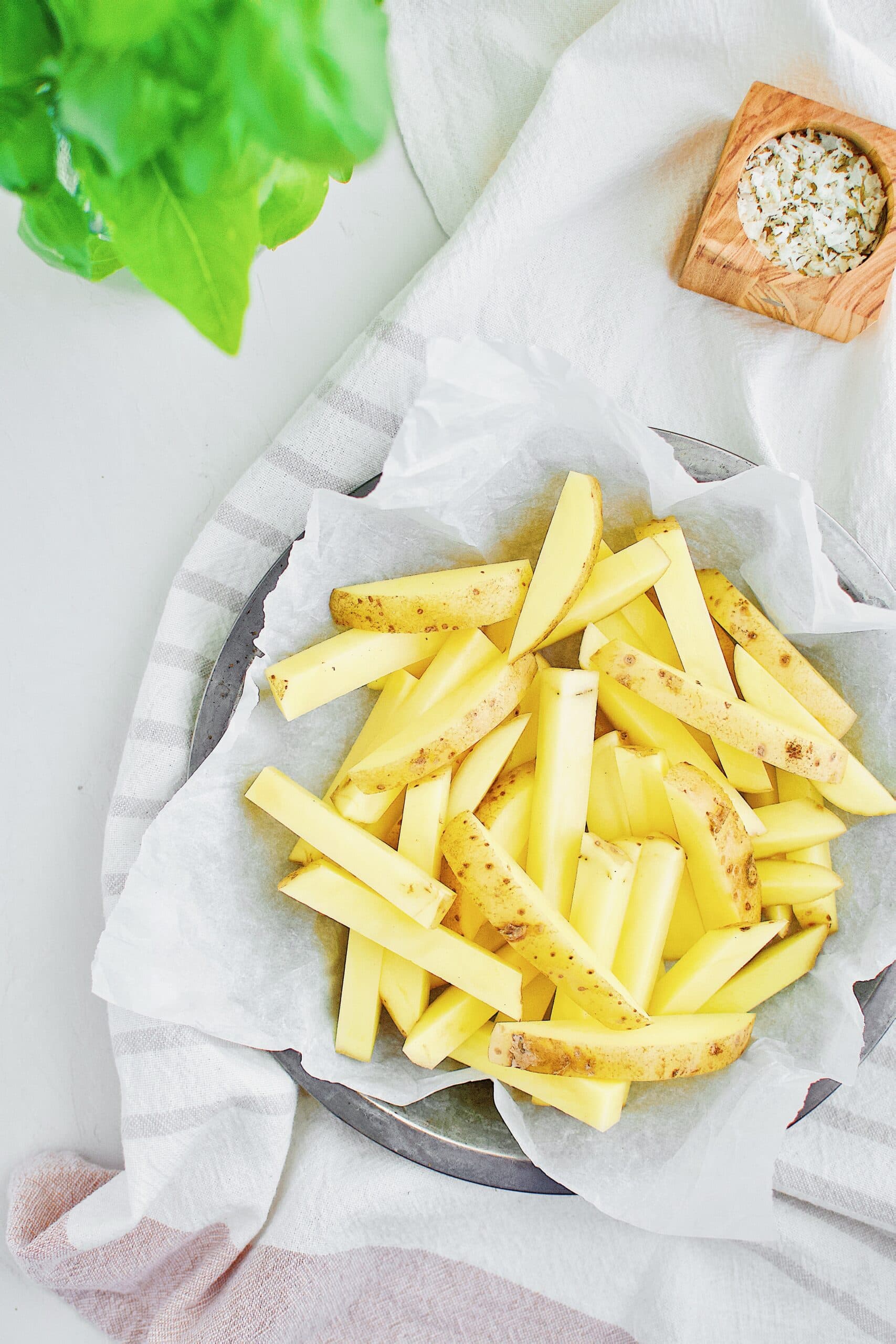 Easy Homemade French Fries - KendellKreations