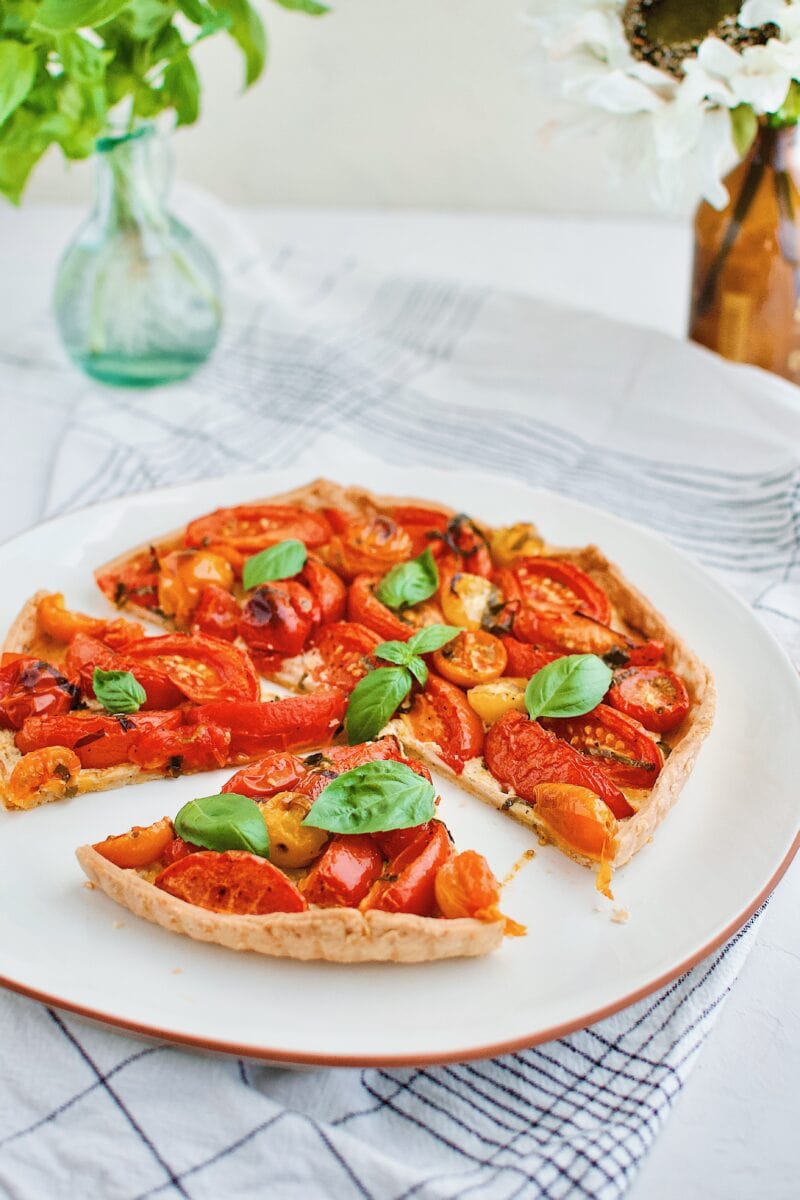 Roasted Tomato Tart with Parmesan Pie Crust