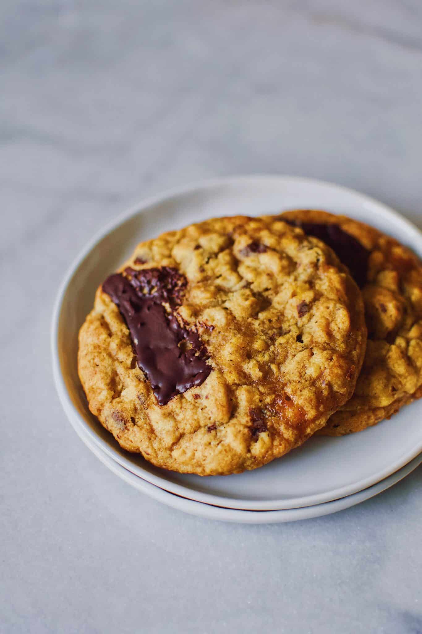 Pumpkin Chocolate Chunk Oatmeal Cookies