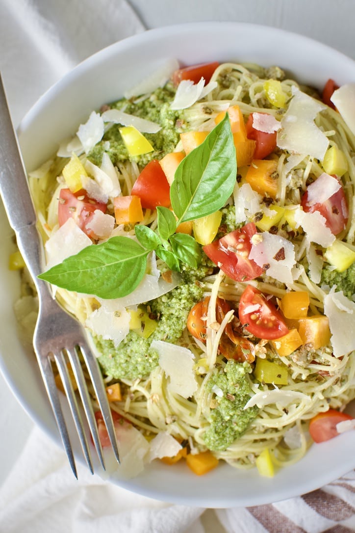 Pesto Spaghetti in a bowl, ready to eat.