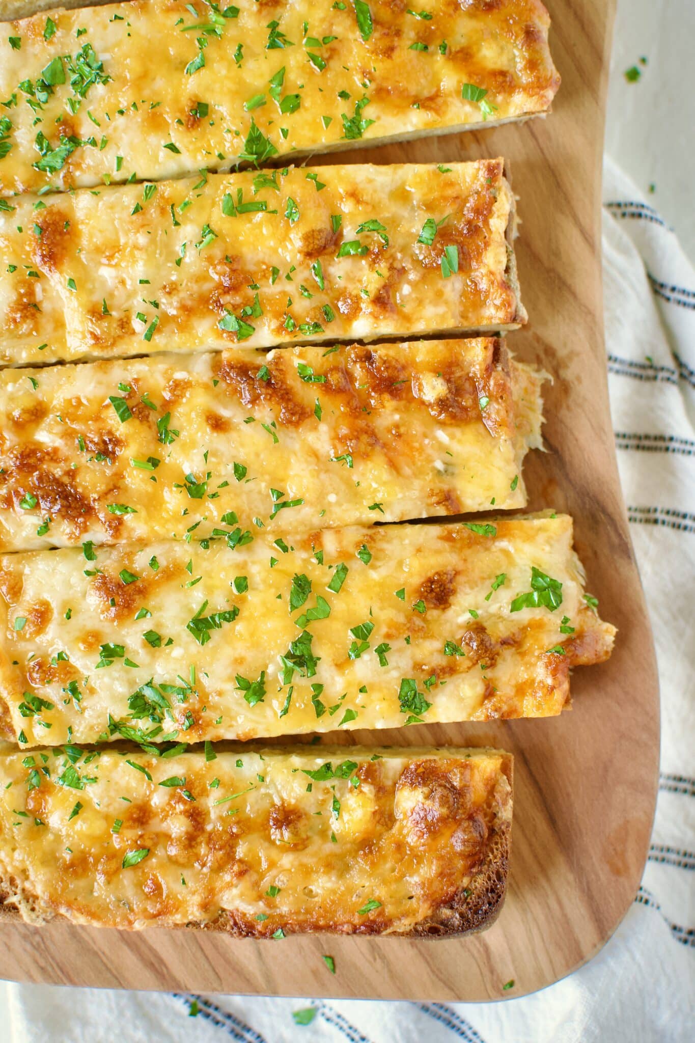 Cheesy Garlic Bread sliced and ready to eat.