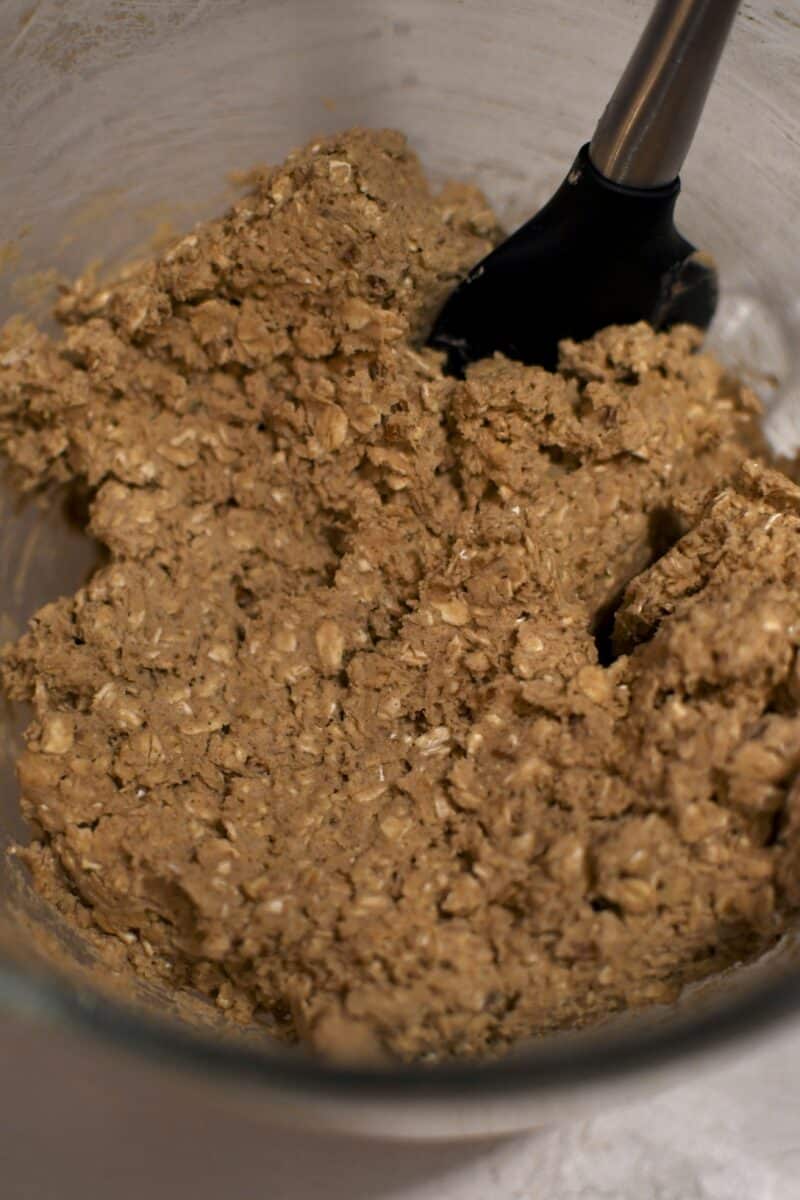 Gingerbread Oatmeal Cream Pies KendellKreations