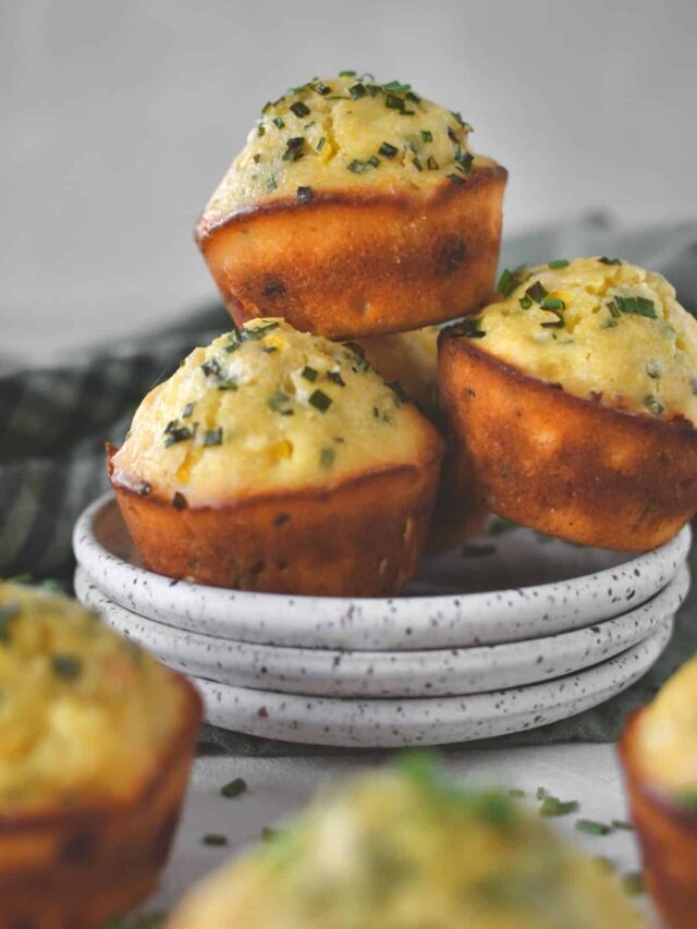 Simply great Blue Cheese and Chive Cornbread Muffins!