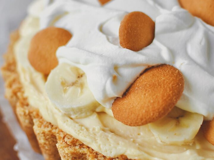 Banana Pudding Pie ready to be sliced and eaten.